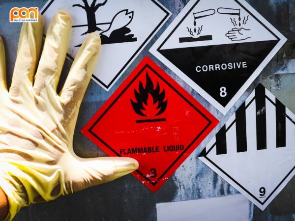 Rác Thải Nguy Hại: Nguy Cơ Tiềm Ẩn và Cách Xử Lý Hiệu Quả