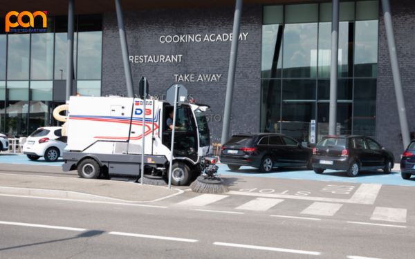 Kinh nghiệm mua xe quét đường tốt, phù hợp nhu cầu